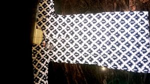 L Size White And Black Top