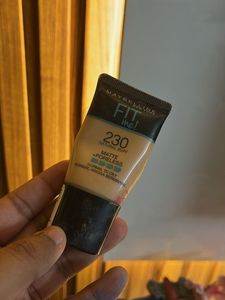 Maybelline Fit Me! Foundation