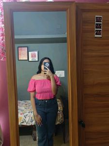 Off shoulder crop top