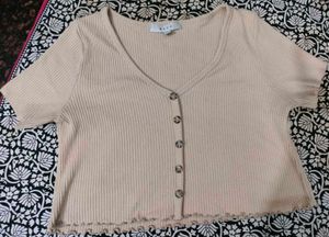 Beige colour crop top❤️🎀