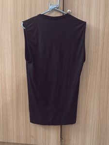 Black Sleeveless T-Shirt