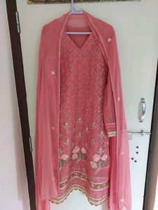 Pakistani Stiched Suit