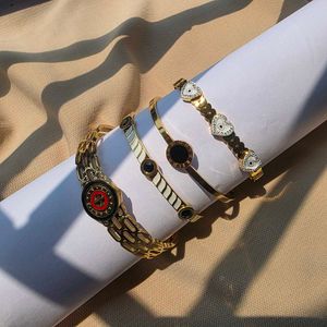 Antitarnish Handcuffs (Only 1)