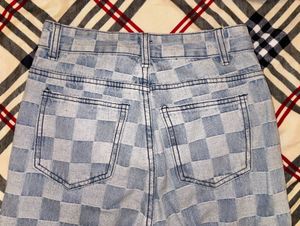 Checkerboard Print Jeans From URBANIC