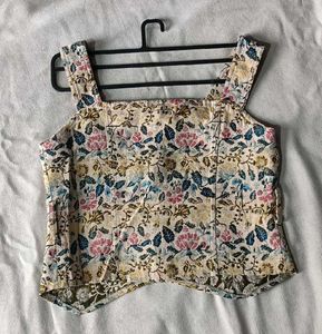 Korean Top With Belt 🎀...