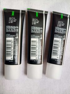 Pond&#39;s Bright Miracle Facewash