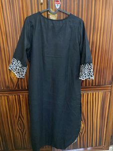 Elegant Black Embroidered Kurta Set