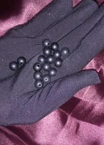9  Colours  Of Beads