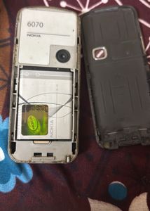 Nokia 6070