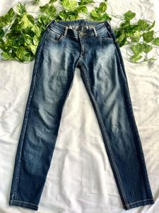 Benetton Women’s Slim Fit Jeans - Medium Wash (28)