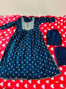 Women Rayon Three Piece Set Kurta