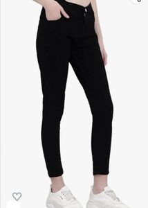 Black Skinny Jeans