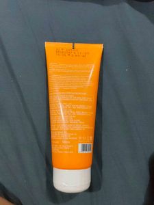 Dot &amp; Key Mango Detan Face Wash