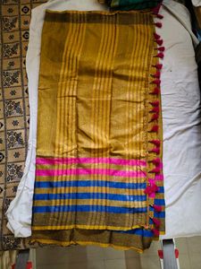 Elegant Saree with Striped Detail