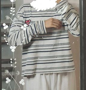 striped full sleeve tshirt