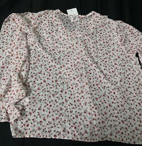Strawberry Printed Ruffle Blouse