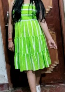 Green Flared Midi 💚
