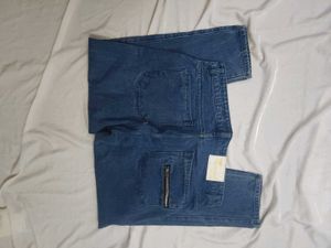 Arrizone Jeans with Zipper Pockets
