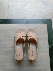 Zudio Nude Coloured Platform Heels