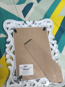 Ornate/fFriends Series White Photo Frame