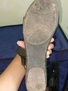 Sandle
