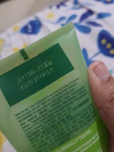 Simple Refreshing Face Wash