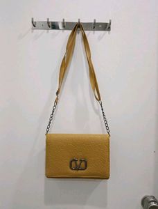 *NEW ARRIVAL* Mustard