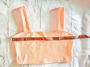 H&amp;M Crop Top