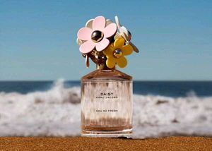Marc Jacobs Daisy Eau So Fresh Perfumes