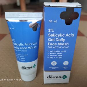 The Derma Co 1% Salicylic Acid Gel Daily Face Wash
