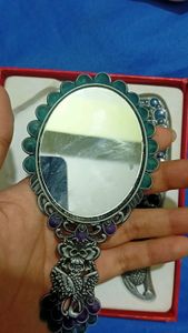 small pocket mirror