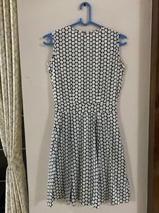 Black And White Bobby Print Zip Up Dress