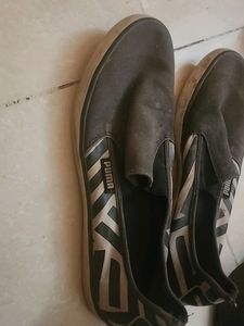 Puma Shoes -Used SIZE 9