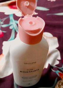 Oriflame Body Lotion From Glow Essentials