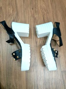 Stylish Black High Heels✨