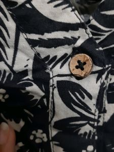Black Floral Buttondown Shirt