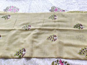 Pista Pure cotton Saree With Blouse Piece