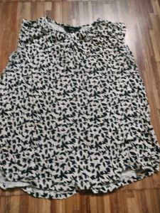 Patterned Wide Top