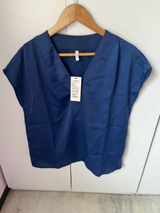 Iscenery By Veromoda Satin Top