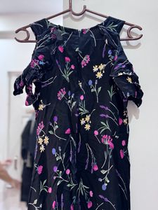 Cold Shoulders Dress