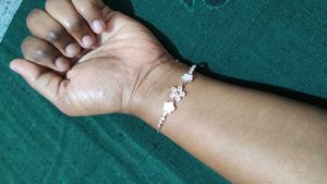 Beautiful AD STONE FLORAL BRACELET