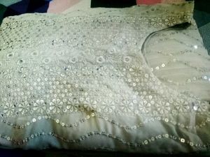 Nayra Suit Size XXL Un Used