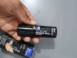 Blue Heaven Foundation Concealer Contour