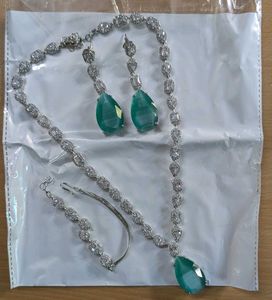 Emerald Green Jewelry Set