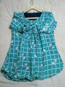 Women Round Neck Top