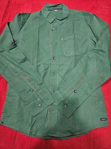 Green Decathlon Men's Shirt