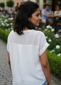 Chic White Top🤍💗