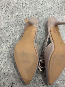 Nude Heels GNIST