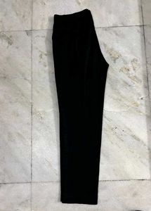 ZARA BLACK SLIM FIT TROUSERS 32