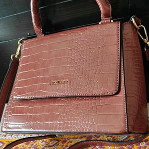 Stylish Brown Handbag